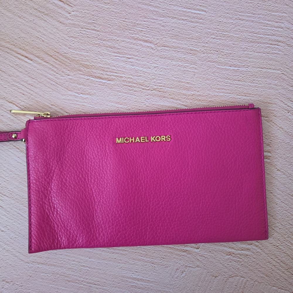 Michael Kors Hot Pink Leather Zip Wristlet Cosmetic Pouch